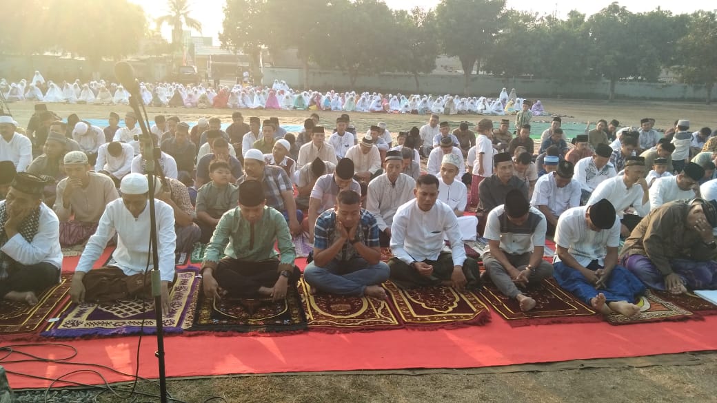 Dandim 0815 Shalat Idul Adha Di Lapangan Asrama Korem 082