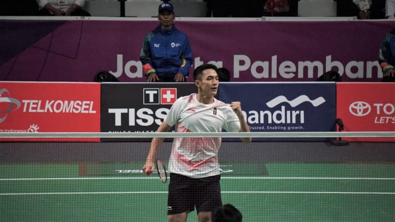 Atlet bulutangkis Indonesia, Christie J. saat melawan Chou Tienchen pada laga final tunggal putra di Asian Games 2018 di Jakarta 28 Agustus 2018. (Foto: Kumparan/ Aditia Noviansyah)