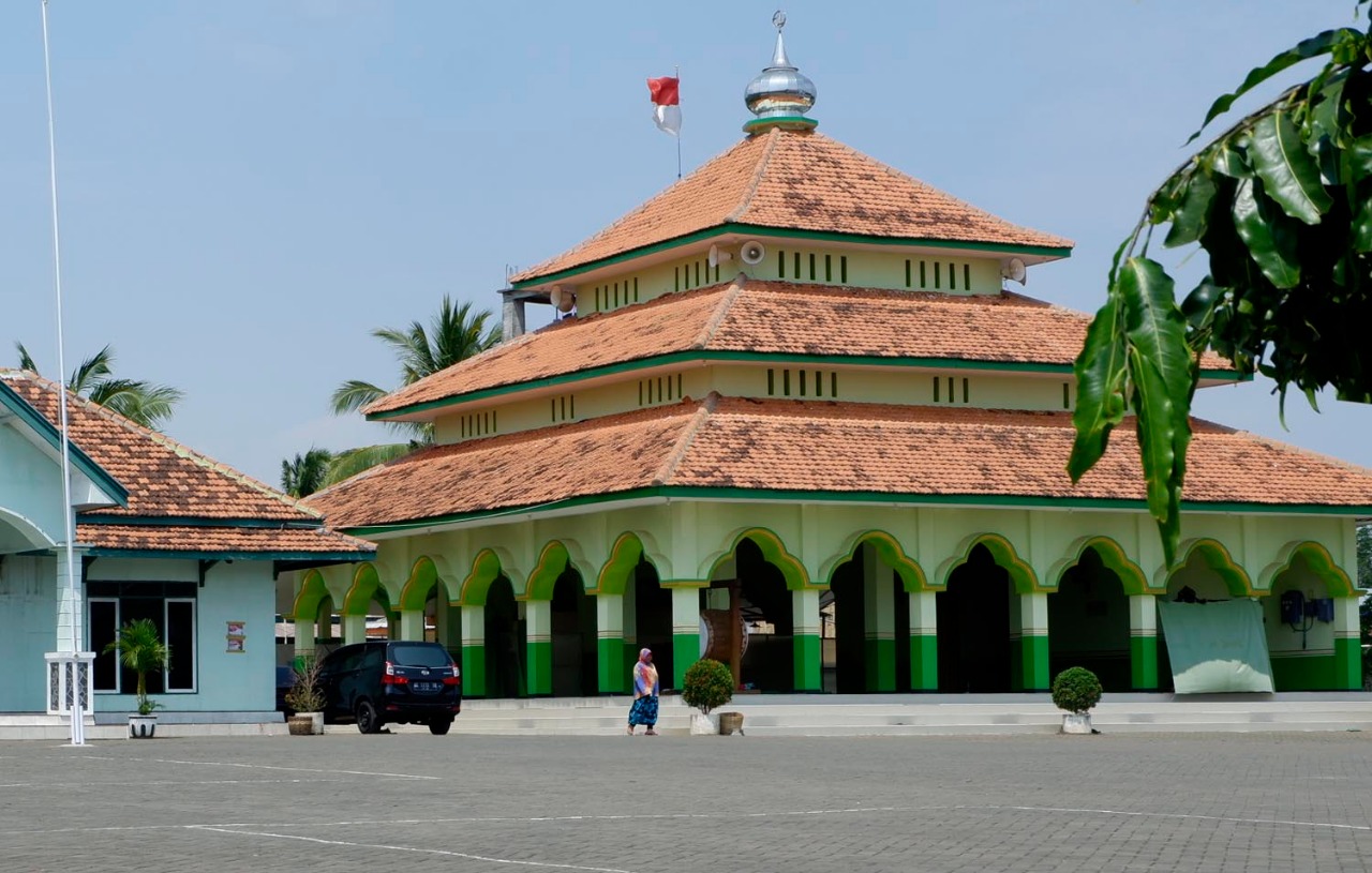 Masjid Padepokan Dimas Kanjeng Taat Pribadi. (Foto: Ikhsan Mahmudi/ngopibareng.id)