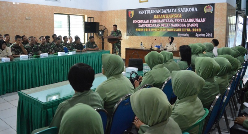 Kasdim 0815 Mayor Inf Nuryakin, S.Sos Saat Sosialisasi Bahaya Narkoba