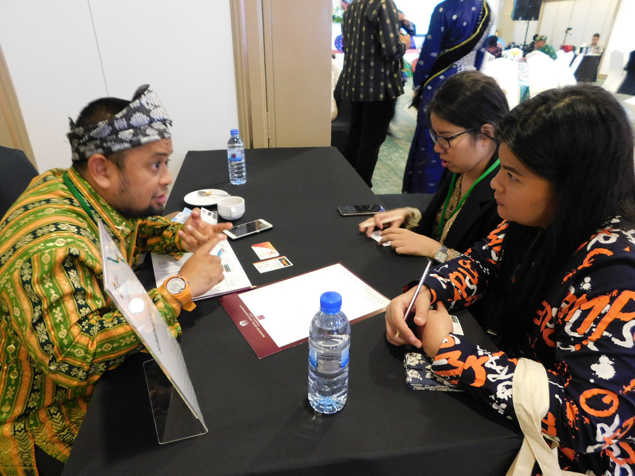 Dialogis yang keren saat sales mision Thailand. foto:kemenpar