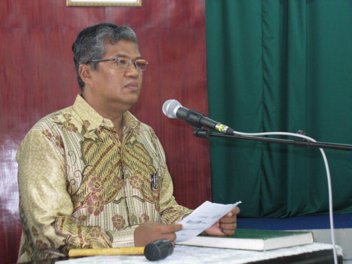 Guru besar Universitas Islam Negeri (UIN) Imam Bonjol Padang, Sumatera Barat, Profesor Dr Sirajuddin Zar.