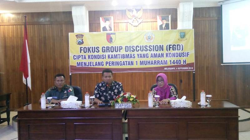 Kasdim 0815 Bersama Forkopimda Kota Mojokerto Saat Acara Focus Group Discussion