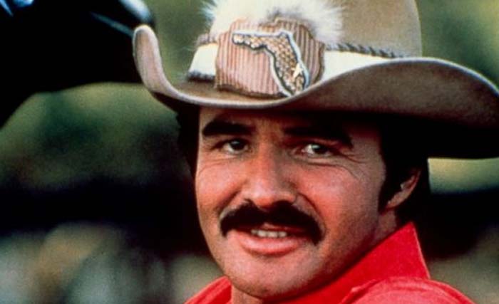 Burt Reynolds, bintang tampan saat muda. (Foto: AFP)