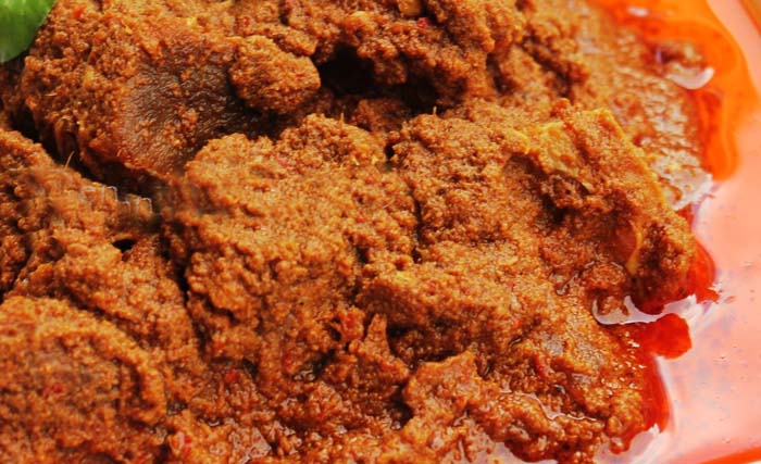 Rendang. (Foto: Dok. Ngobar)