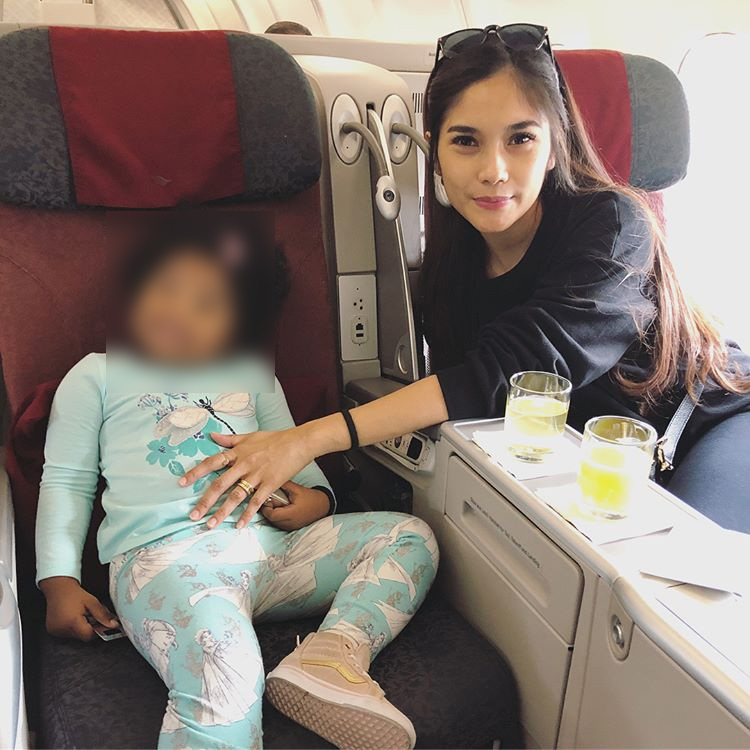 Garneta Haruni mengaku punya anak tanpa menikah dengan Greg Nwokolo. Foto: IG/garnetaharuni.