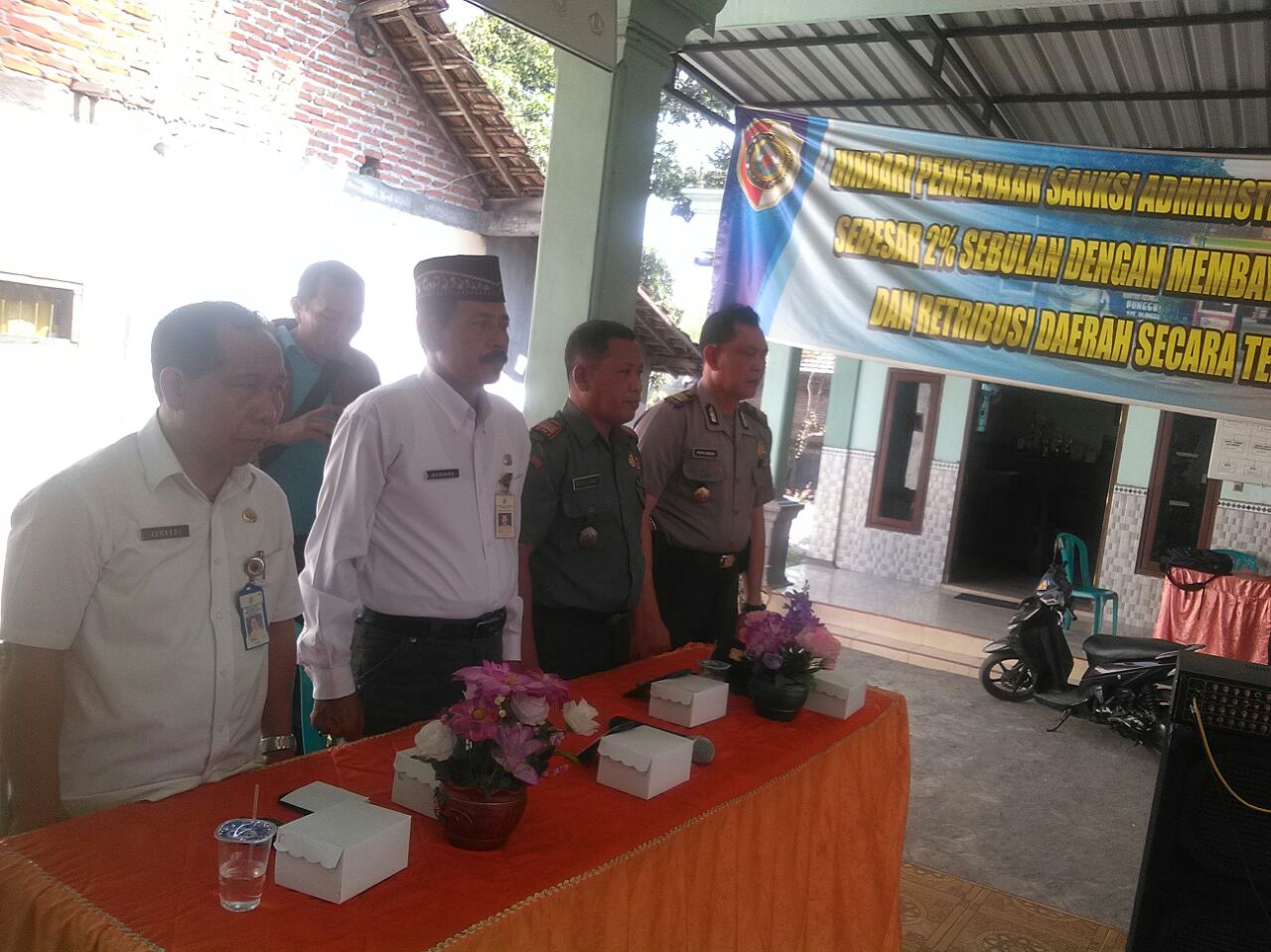 Forpimka Kutorejo Saat Menghadiri Pelantikan Perangkat Desa Gedangan