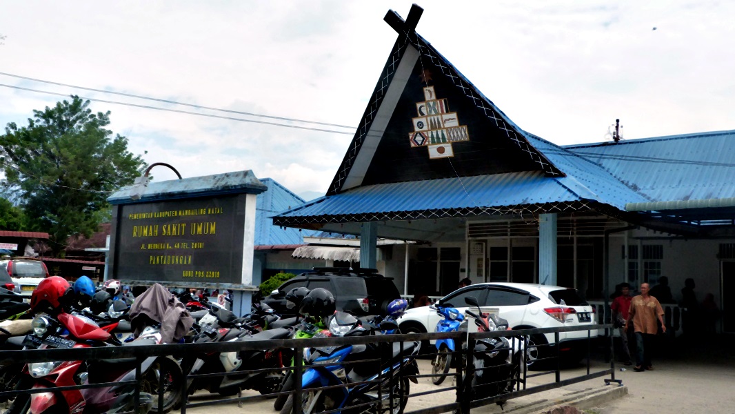  RSU Panyabungan, Kabupaten Mandailing Natal, Sumatera Utara.