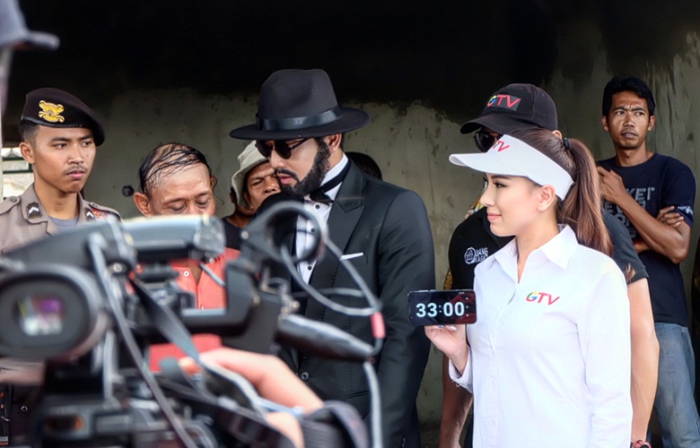 Penampilan Angela Tee di reality show Uang Kaget. Foto: IG/angela.tee