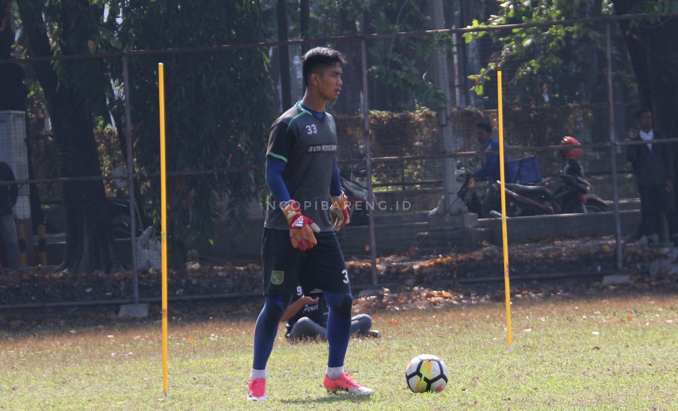 Kiper Persebaya, Miswar Saputra. (foto: Haris/ngopibareng)