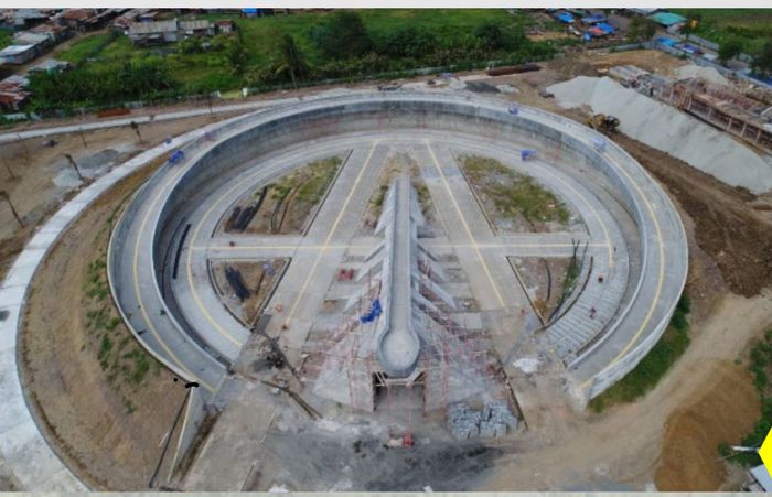 Monumen Kapsul Waktu di Papua desainnya mirip logo film Avengers. Foto: Dok. Kementerian PUPR.