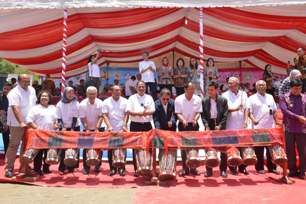 Launching pilot project wirausaha pariwisata homestay dan tourist guide di Kabupaten Humbang Hasundutan, Sumatera Utara. foto:kemenpar