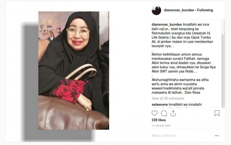 Instagram Dian Rositaningrum, mantan istri pertama Opick, mengabarkan meninggalnya mantan ibu mertua, Hj Lilik Sholehah.