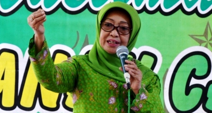 BU NYAI: Ny Hj Mundjidah Wahah, Bupati (terpilih) Jombang. (foto: ngopibareng.id)