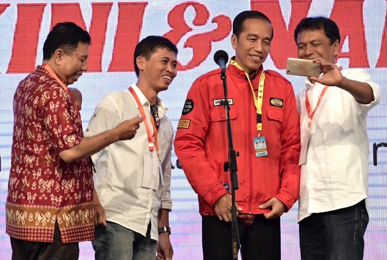 Presiden Joko Widodo hadir di acara Reuni Keluarga Alumni Universitas Gadjah Mada (Kagama) di Jakarta Convention Center (JCC), Sabtu, 22 September 2018.