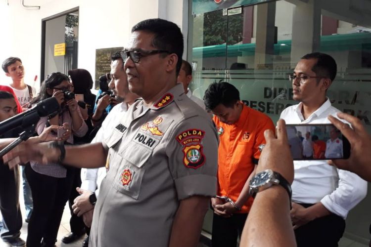  Kabid Humas Polda Metro Jaya Kombes Argo Yuwono saat gelar kasus narkoba yang menjerat komika Mudy Taylor.