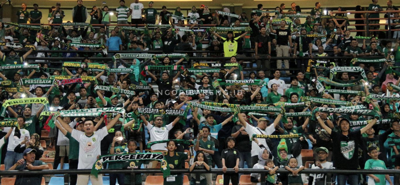 Suporter Persebaya, Bonek Mania. (Foto: Haris/ngopibareng.id)