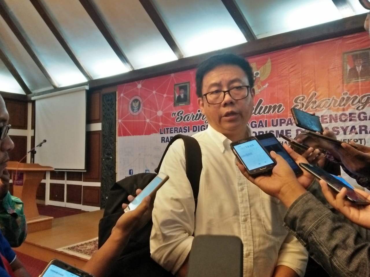 Stanley usai menhadiri acara diskusi Saring sebelum Sharing, Rabu, 26 September 2018. Foto: Amanah/ngopibareng.id