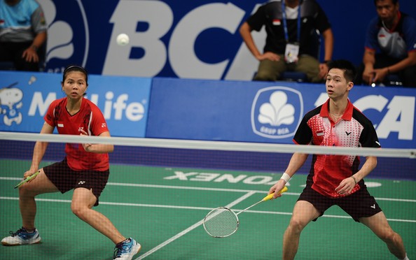 Kevin Sanjaya bermain ganda campuran bersama Greysia Polii.