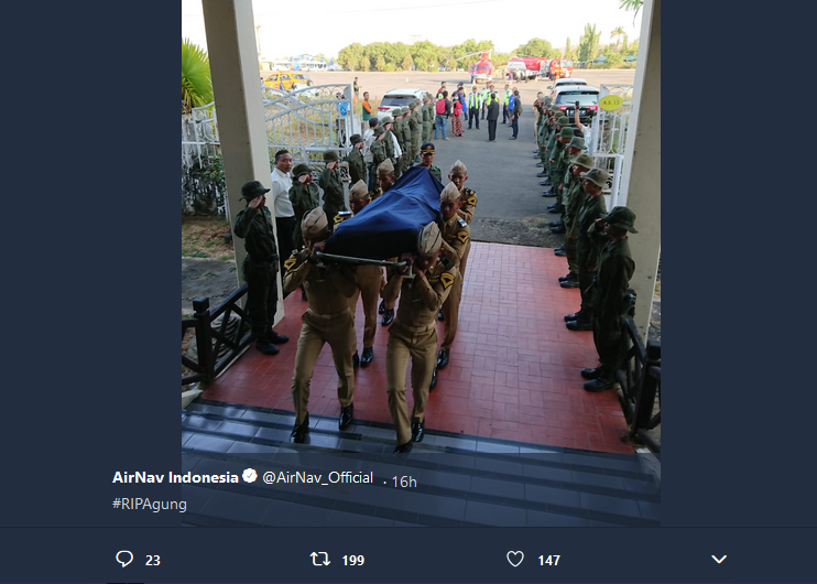 Jenazah Anthonius Gunawan Agung. Foto: Twitter/AirNav_Official.