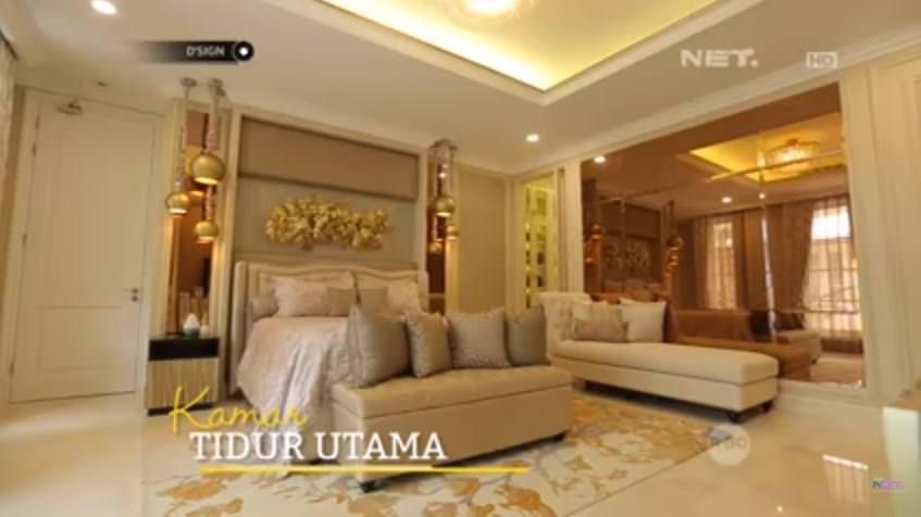 Ruang tidur Andre terbagi dua bagian, yakni kamar tidur, closet kering dan basah. Foto: Net TV D'sign.