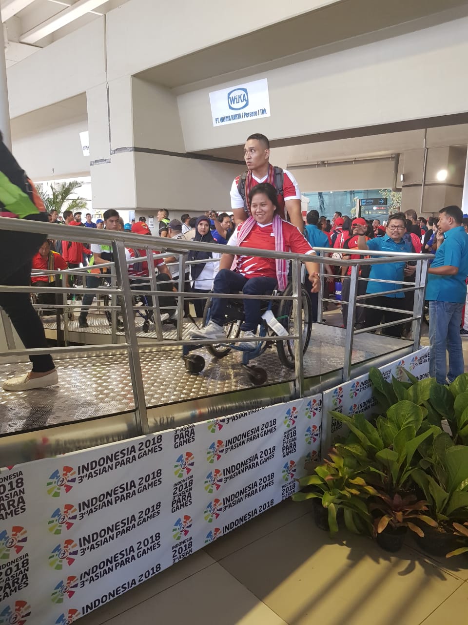 Mereka benar-benar disambut gempita. foto:kemenpar