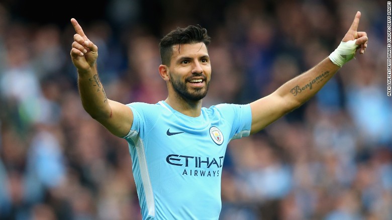 Striker Manchester City Kun Aguero tetap dibawa ke markas Hoffenheim di Matchday ke-2 Liga Champions di Stadion Rhein Neckar Arena pada 3 Oktober 2018, meski sebelumnya dikabarkan mengalami cedera tumit. (edition.cnn.com)