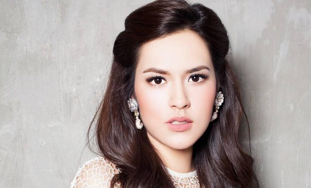 Raisa mendoakan agar Sutopo terus semangat dan sehat.