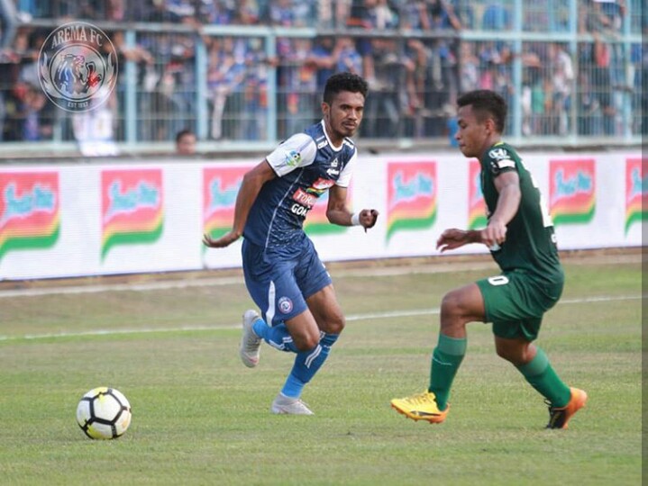 Arema vs Persebaya. (Foto: @aremafcofficial)