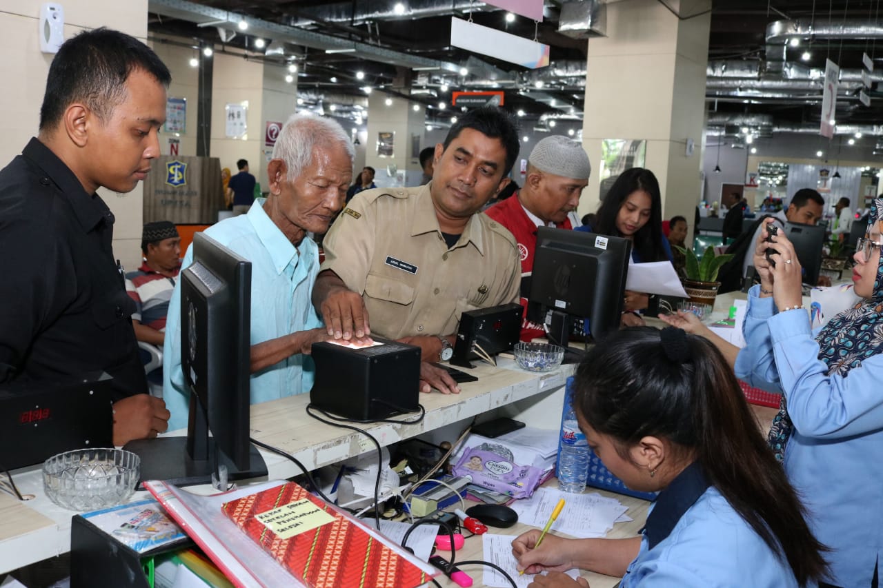 Ilustrasi Dispendukcapil. (foto: farid/ngopibareng.id) 