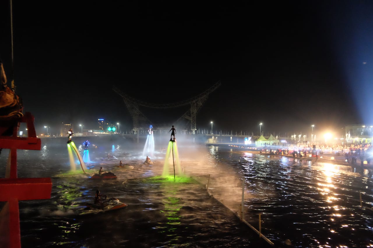 Pembukaan festival yang mencengangkan. foto:kemenpar