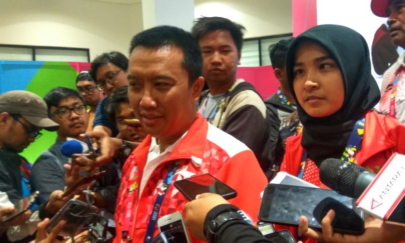 Miftahul Jannah dan Menteri Pemuda dan Olahraga (Menpora) Imam Nahrawi.