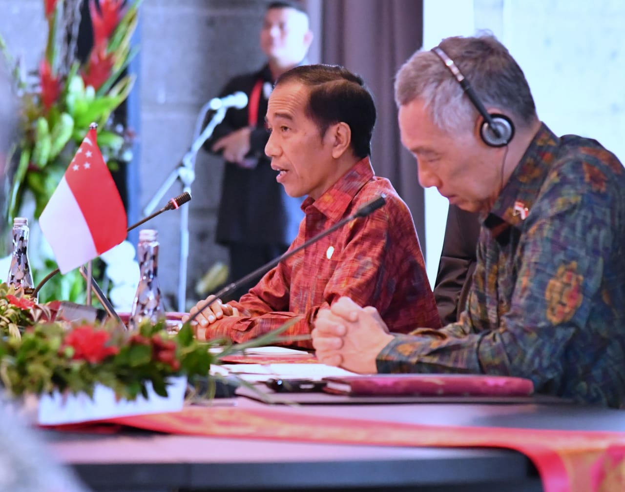 Presiden Jokowi buka dan pimpin ASEAN Leaders Gathering 2018 bersama PM Singapura Lee Hsien Long. Foto: Biro Pers Kepresidenan.