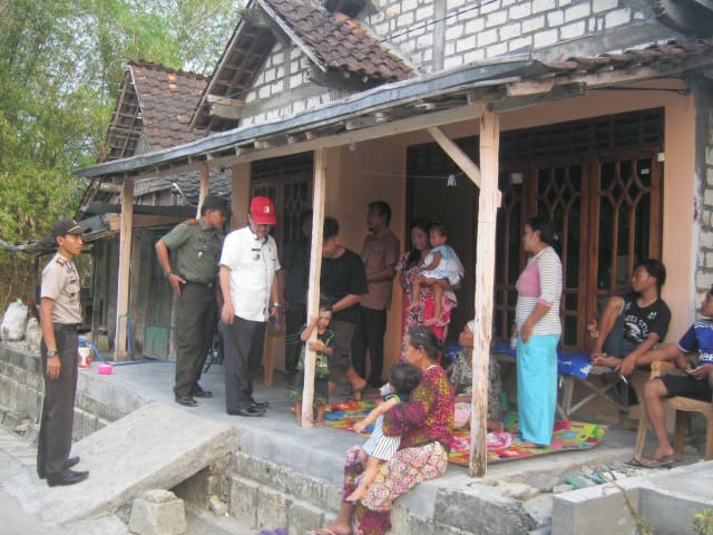 Kaswan kembali kampung asal di Desa Titik, Kecamatan Sekaran, Kabupaten Lamongan. (foto: tok/ngopibareng.id)