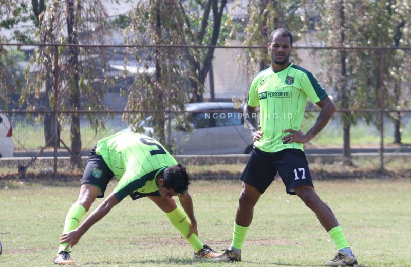 Persebaya tampaknya belum bisa menghilangkan ketergantungannya pada David da Silva.