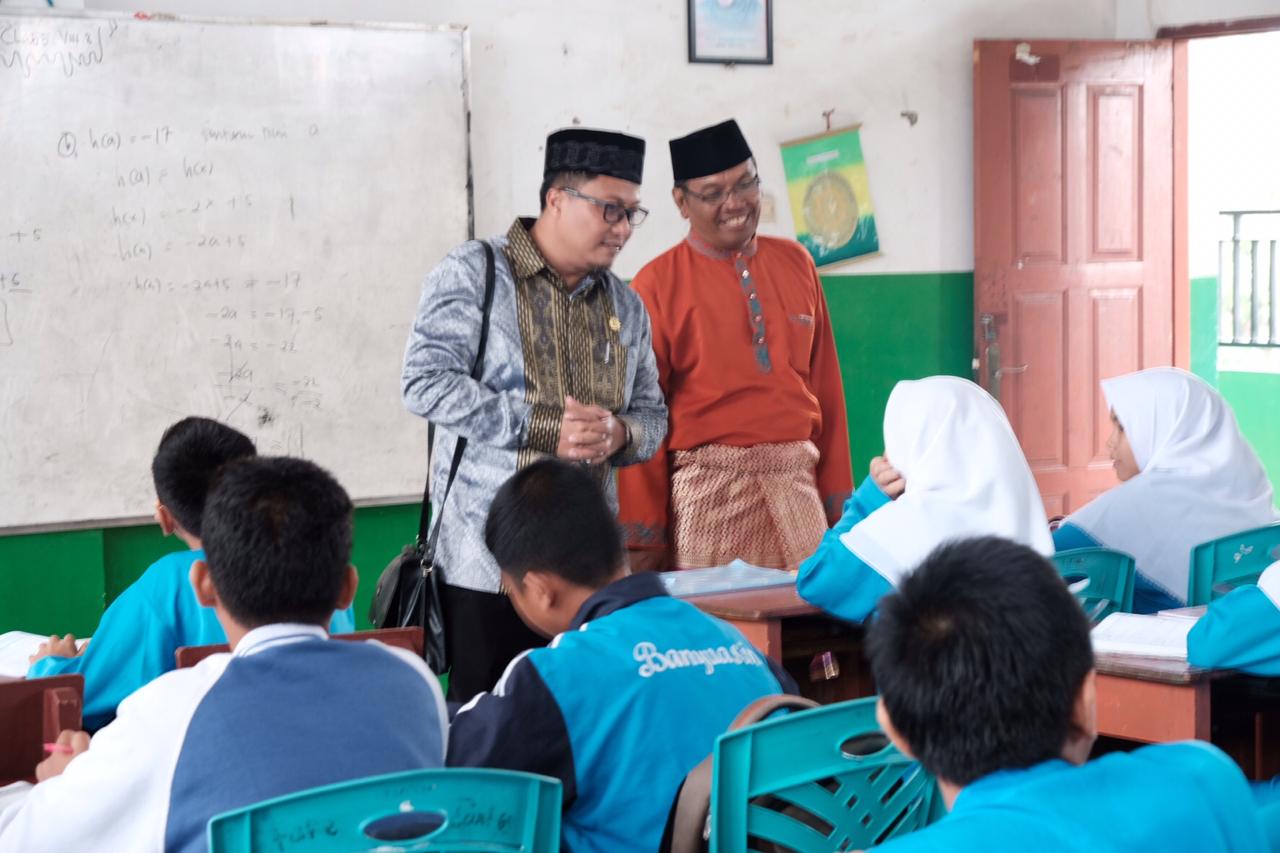 RAMAH: Sekretaris Majelis Dikdasmen PP Muhammadiyah Alpha Amirrachman. (foto: md for ngopibareng.id)