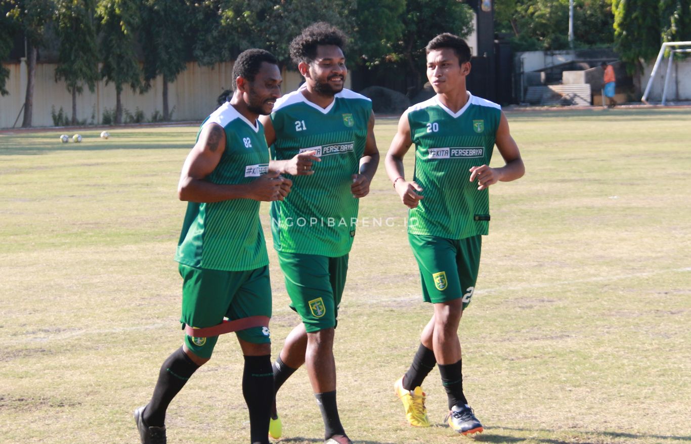 Winger Persebaya, Osvaldo Haay (kanan 20). (foto: Haris/ngopibareng)