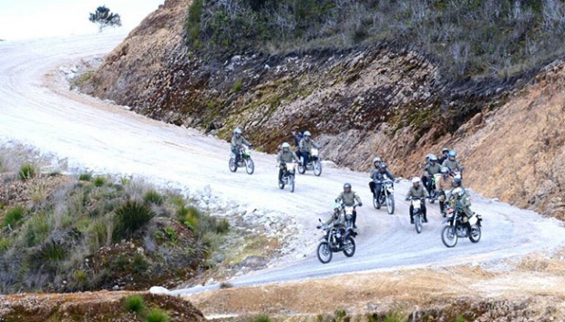 PERKEMBANGAN: Pemandangan jalur Trans Papua Barat. (foto: pupr for ngopibareng.id)