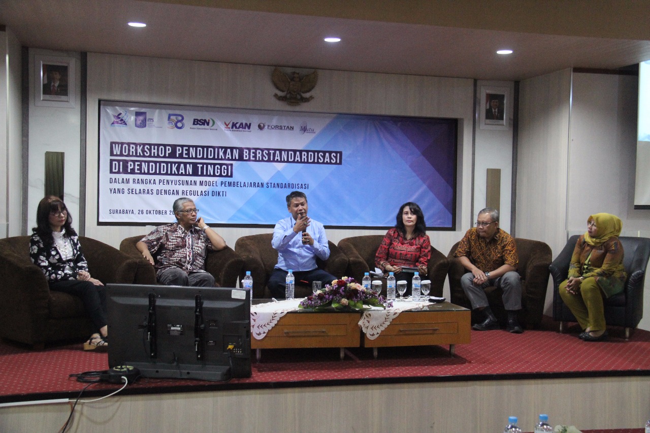 Workshop ‘Pendidikan Berstandarisasi di Pendidikan Tinggi’ di Gedung Rektorat ITS, Jumat, 26 Oktober 2018