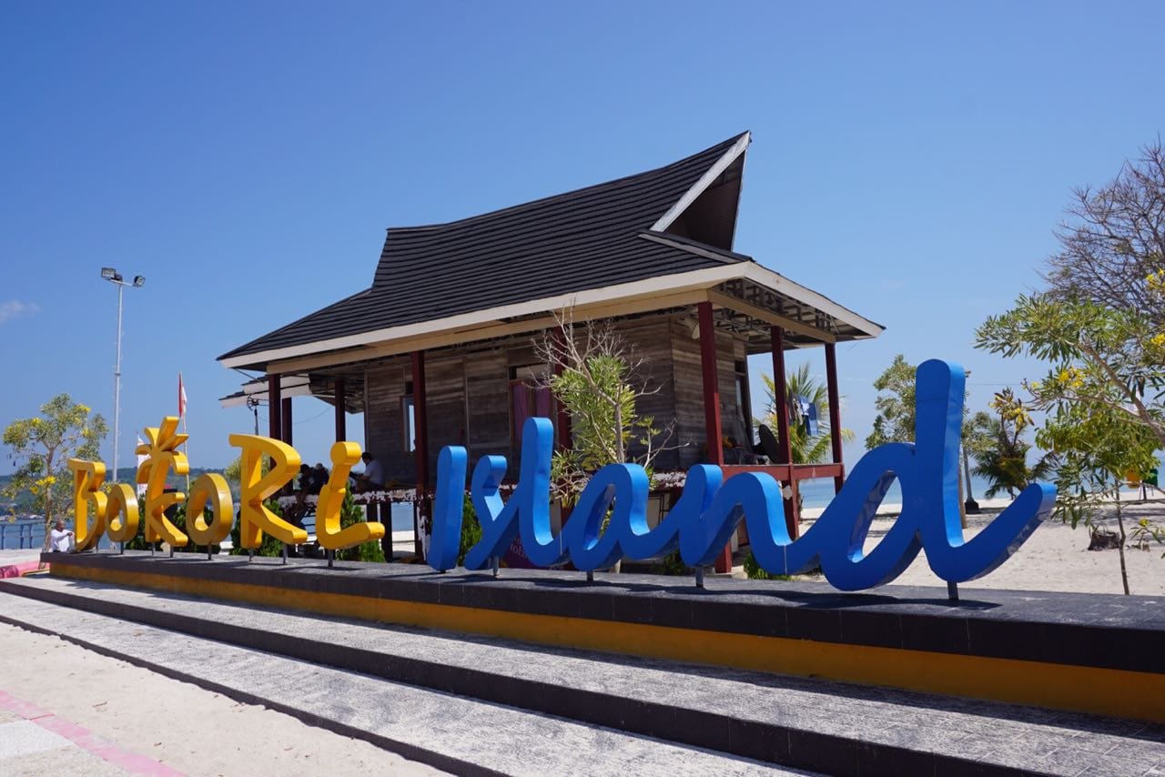 Bokori Island, layak didongkrak sebagai tujuan wisata. foto:genpi Sultra