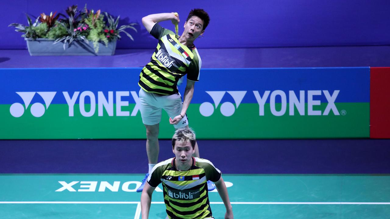 Ganda putra Bulutangkis Indonesia Markus/Kevin harus akui keunggulan ganda China Han Chengkai/Zhou Haodong di final Prancis Terbuka 2018. (Foto: Humas PP PBSI)