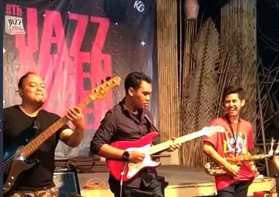 Salah satu penampilan kelompok musik pada Jazz Mben Senen. (Dok: Jazz Mben Senen)