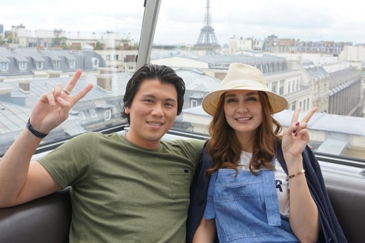 Foto kenangan Luna Maya bersama Reino Barack.