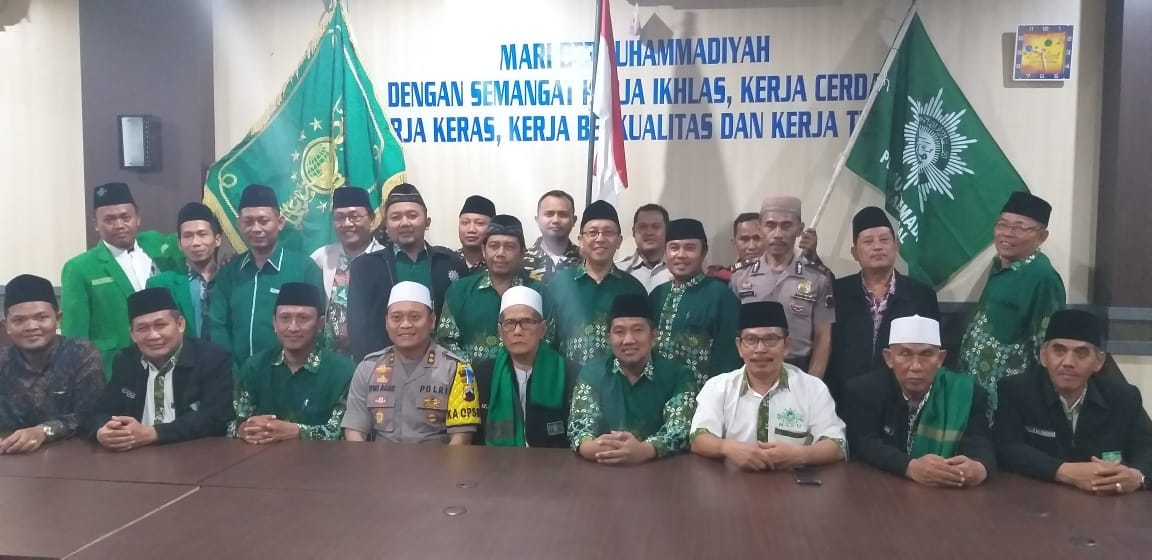 PERTEMUAN: PCNU Tegal dan PD Muhammadiyah Tegal di Gedung Dakwah Muhammadiyah setempat. (foto: md for ngopibareng.id)