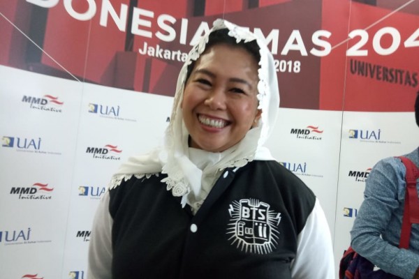 KEREN: Yenny Wahid di Universitas Al Azhar, Jl Sisingamangaraja, Jakarta Pusat. (Foto: YW for ngopibareng.id)