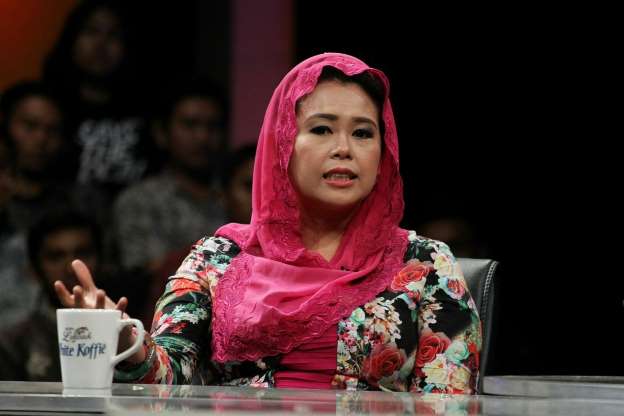 PRESENTASI: Zannuba Ariffah Chafsoh Rahman (Yenny Wahid) suka kopi. (Foto: dok/ngopibareng.id)