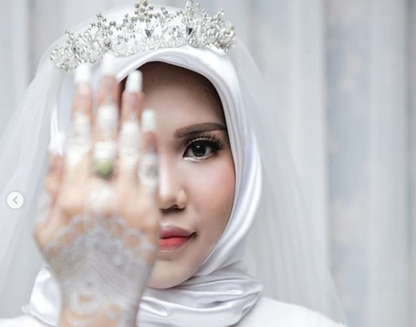 Indah Intan Syari, calon mempelai wanita yang urung menikah.