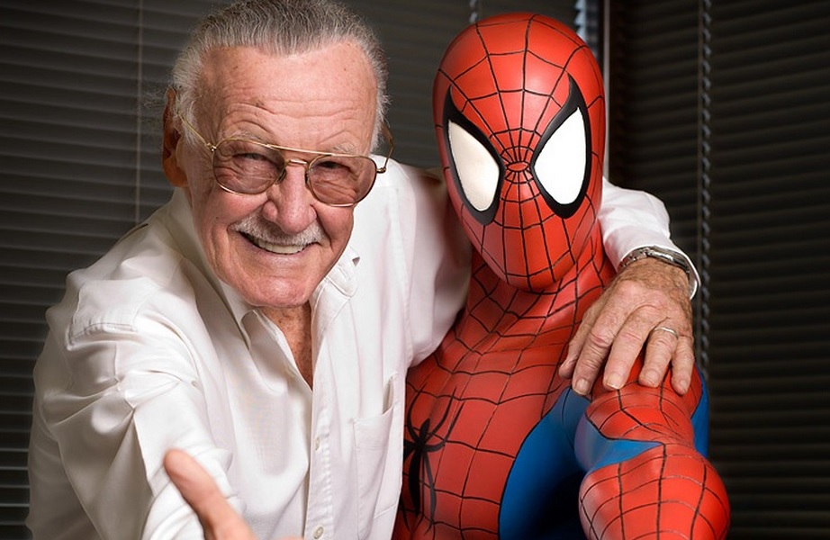 Sosok Stan Lee dijadikan action figur.