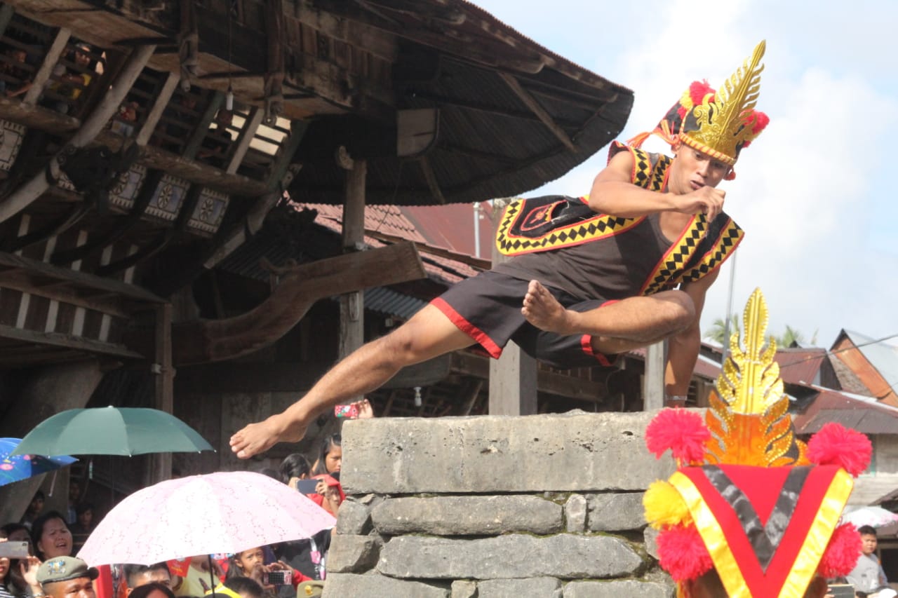 Sebuah upaya untuk membuat para wisman kerasan. Atraksi yang selalu ditunggu...