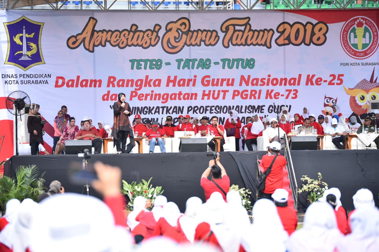 HUT ke-73 PGRI dan Hari Guru Nasional ke-25 di Stadion Gelora 10 November, Tambaksari, Minggu 25 November 2018.